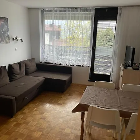 Appartamento Retro Kaninska Vas