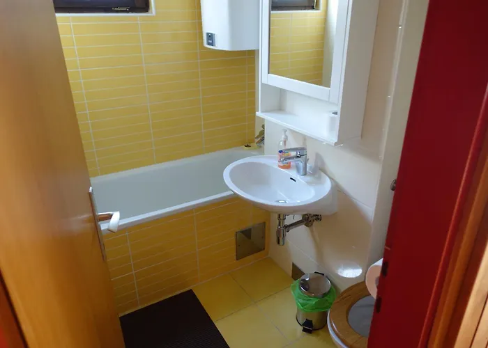 Retro Kaninska Vas * بوويتش